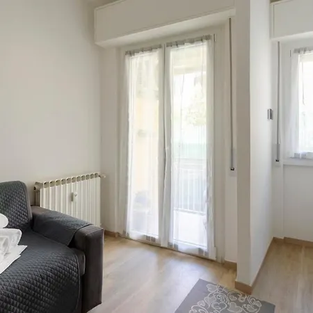 Joivy Banfi Appartement *